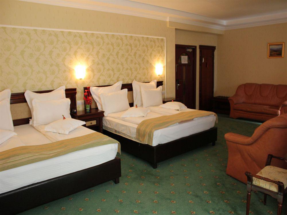 Hotel Fantanita Haiducului Bradu  ภายนอก รูปภาพ