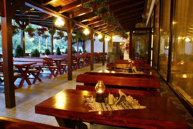Hotel Fantanita Haiducului Bradu  ภายนอก รูปภาพ