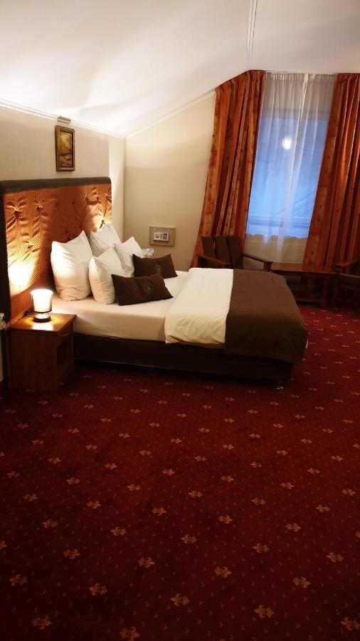 Hotel Fantanita Haiducului Bradu  ภายนอก รูปภาพ